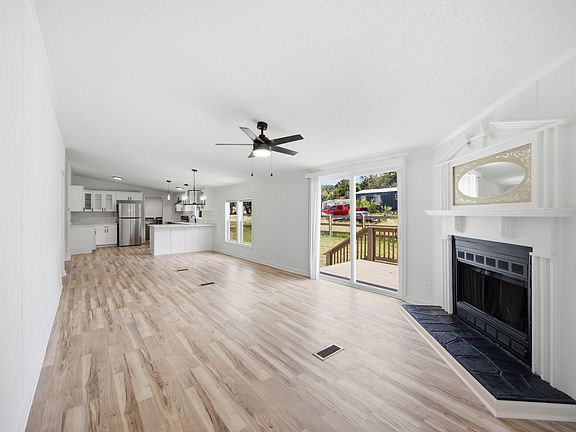 5th image of 773 Brackett Rd NE