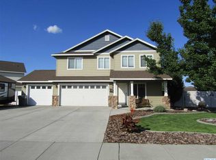 8111 Chehalis Dr, Pasco, WA 99301