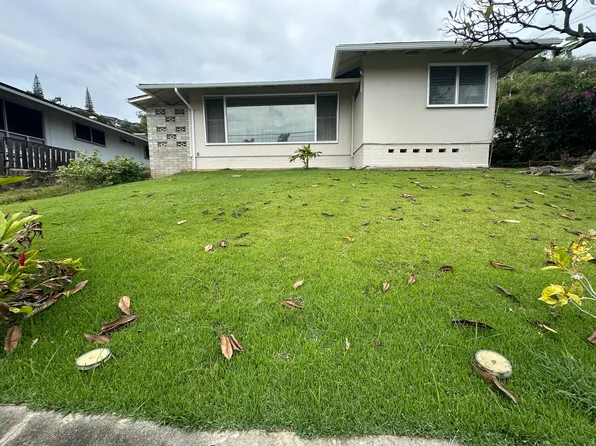 5251 Keikilani Cir, Honolulu, HI 96821