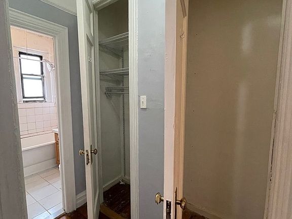 5th image of 2 E 129th St APT 3B