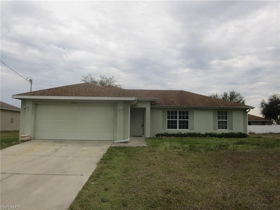 1st image of 2525 SW 21st Ave