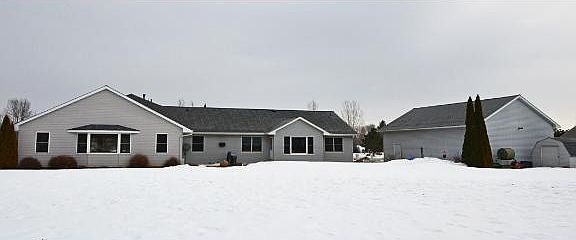 2nd image of 4474 200th Ln NE