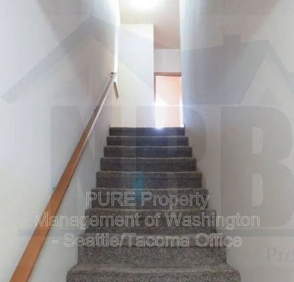 8015 Pacific Ave #20 — Photo 10