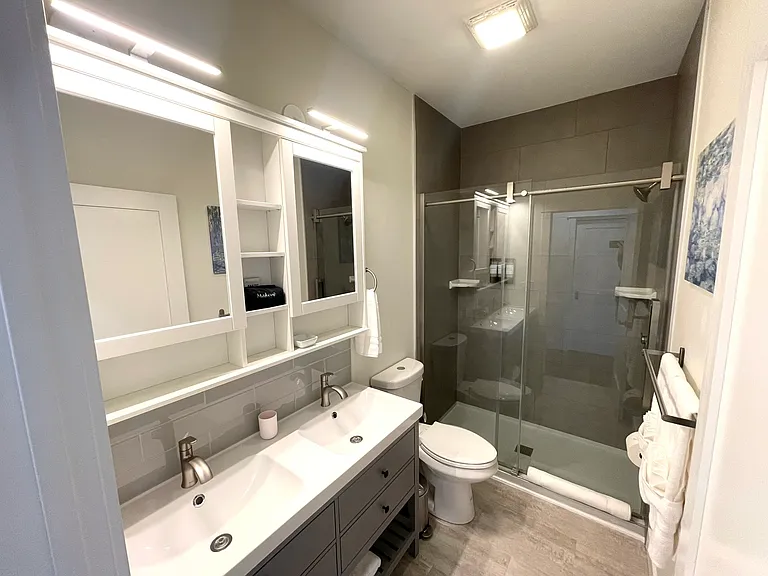 1215 Allison St #B — Photo 9