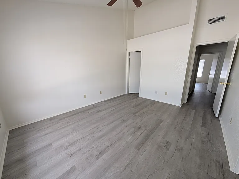 7801 N 44th Dr #1028 — Photo 7