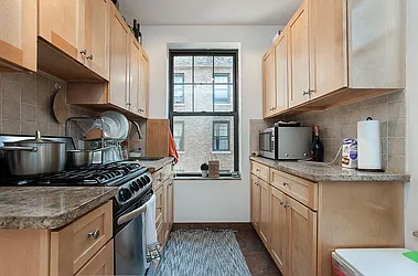 Rented by Emor Management Inc.