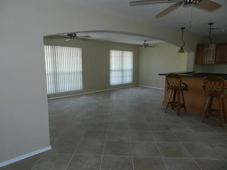 10532 Texwood Ave — Photo 7