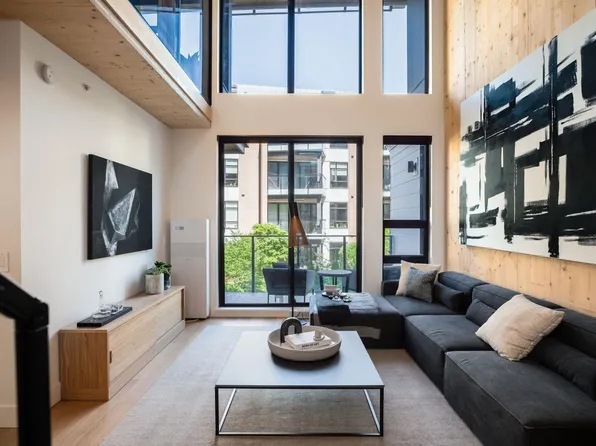 310 Salter St #304, New Westminster, BC V3M 0N7