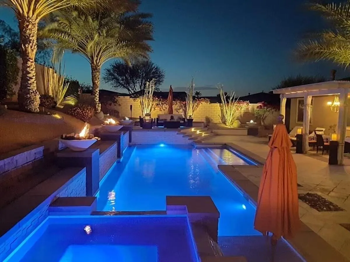 Resorts style pool, feels like you are in a Las Vegas resort. - 35891 Matisse Dr