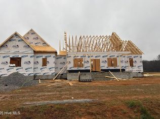 124 Prency Ln, Middlesex, NC 27557