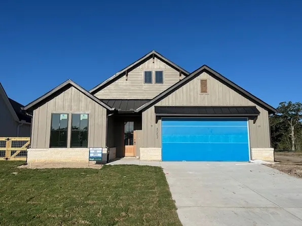 4052 Lakeside Club Dr, College Station, TX 77845