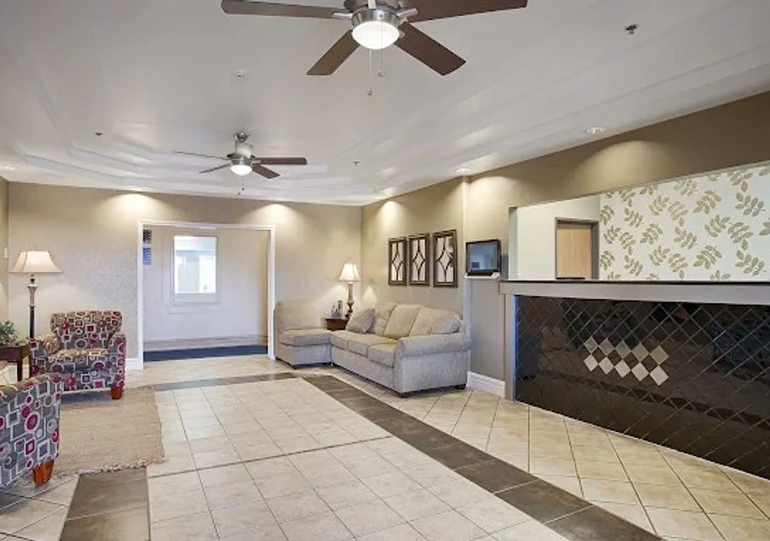 Best Western short and long-term stay opportunity! — Photo 3