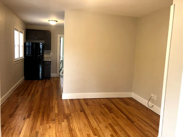 132 N Broad St #3 — Photo 3