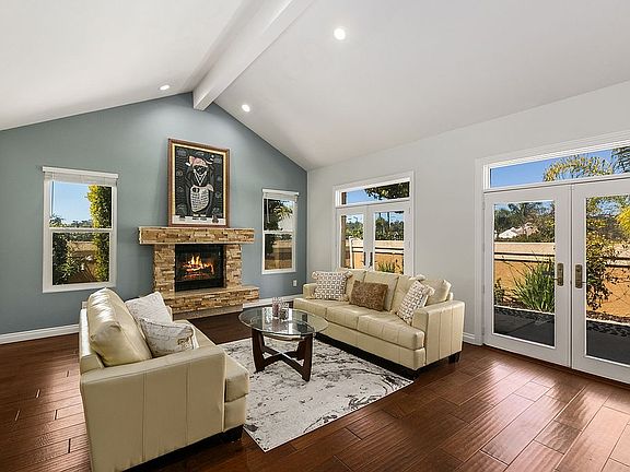 5th image of 621 Valley Grove Ln