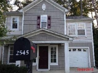 2545 Quarry Ridge Ln, Raleigh, NC 27610