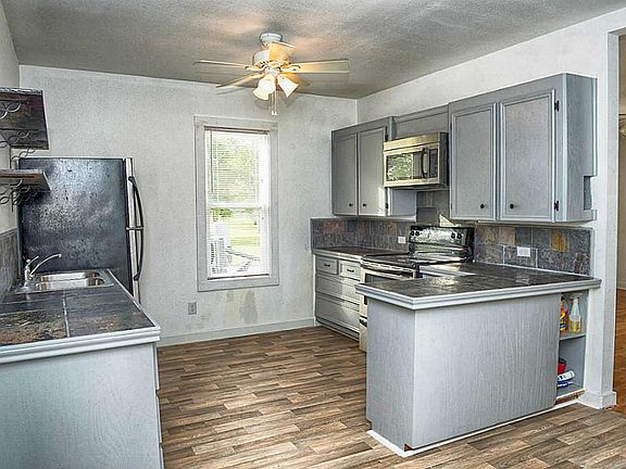 5th image of 11619 Sunnyside Dr