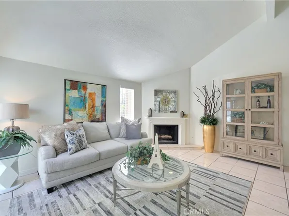 2521 W Sunflower Ave Unit A4, Santa Ana, CA 92704