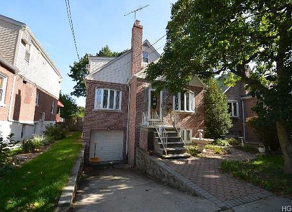 2nd image of 2226 Kingsland Ave