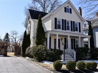 56 Livingston St, Rhinebeck, NY 12572