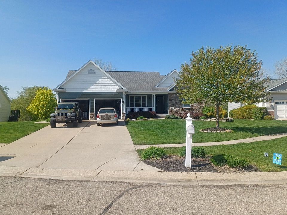 1st image of 357 Creekwood Cir