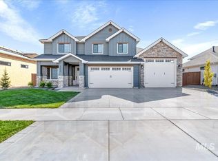 6926 N Adale Way, Meridian, ID 83646