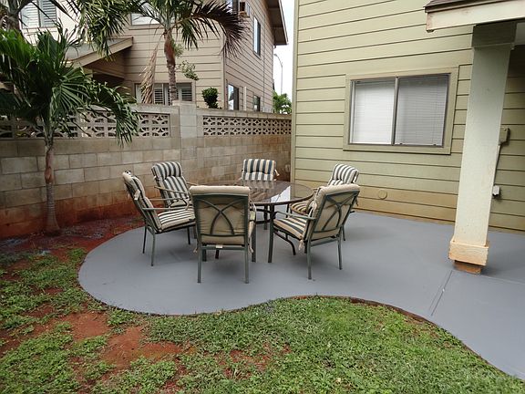 Freshly Painted, Covered Lanai (w/outdoor Fan)