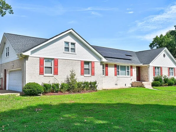 200 Fillmore Pl, Chesapeake, VA 23325