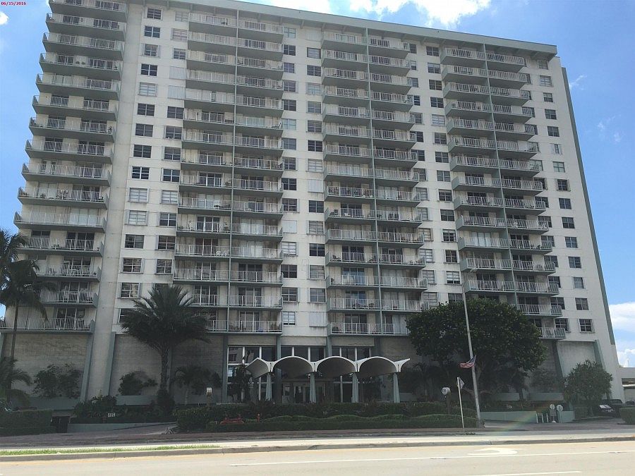 1st image of 5701 Collins Ave APT 501