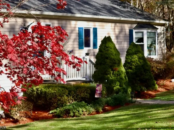 117 Brendona Ave, Hopatcong Boro, NJ 07874