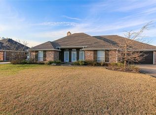 2408 Cassie Ln, Lake Charles, LA 70605