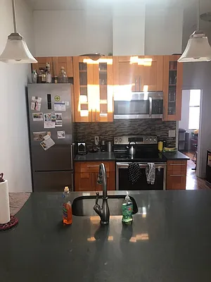 Rented by Alexander Bilu, LREB | media 4