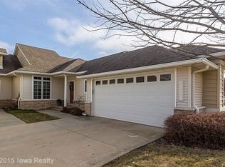 1381 NW 141st St, Clive, IA 50325