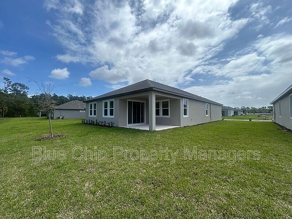 3rd image of 1125 British Cir