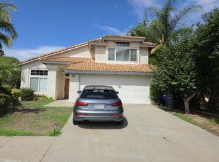 242 Royal Glen Dr, Fallbrook, CA 92028