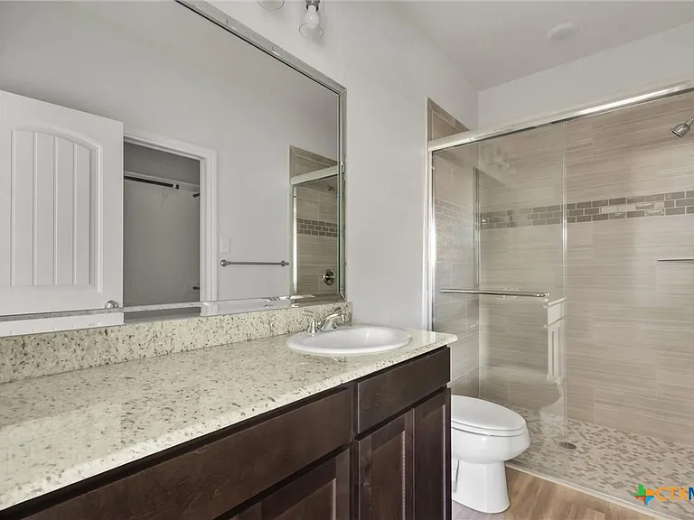 1118 Zora Dr #A — Photo 14