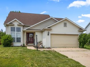 713 Sedgegrass Dr, Champaign, IL