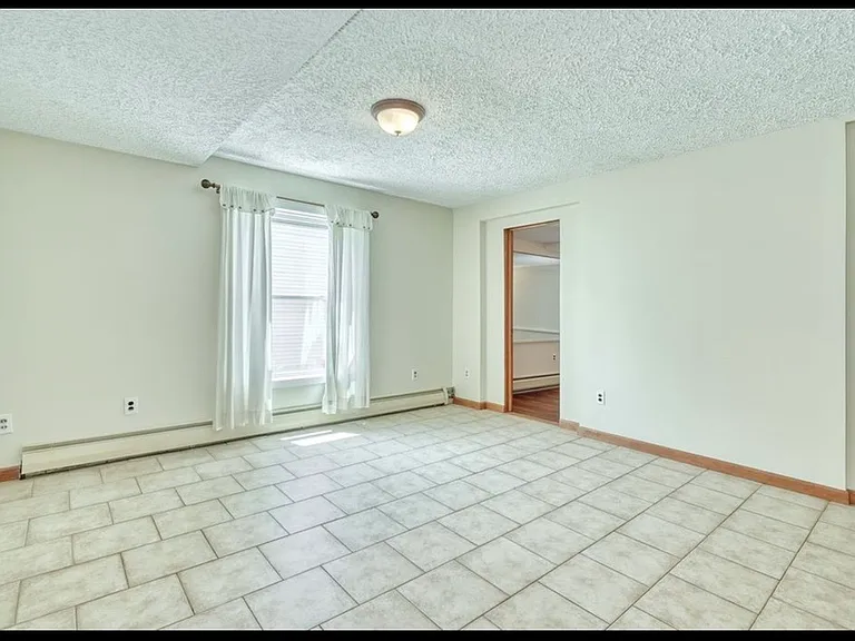 27 Martin St #1 — Photo 12