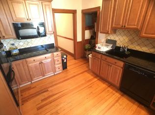 902 E Broadway, Boston, MA 02127