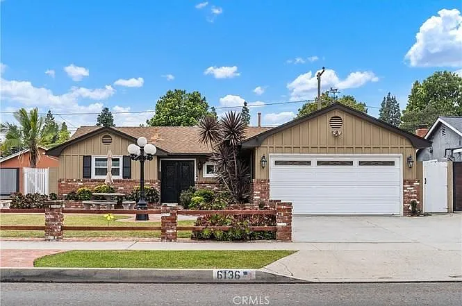 6136 E Rosebay St — Photo 3