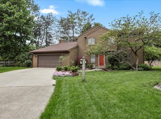 1321 Grandview Dr, Champaign, IL