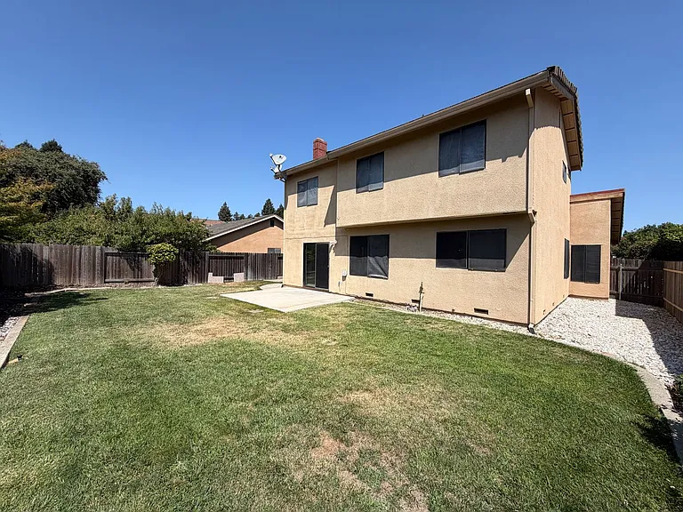 872 Shellwood Way — Photo 43