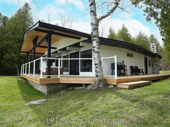 193 Tamarac Rd, Northern Bruce Peninsula, ON N0H 2M0