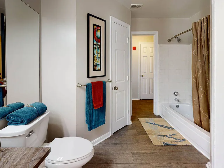 Heritage at Waters Landing — Photo 11