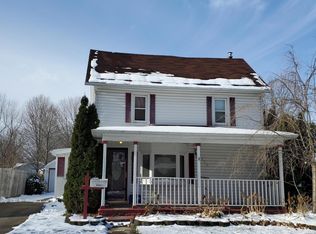 620 S Sheldon St, Charlotte, MI 48813