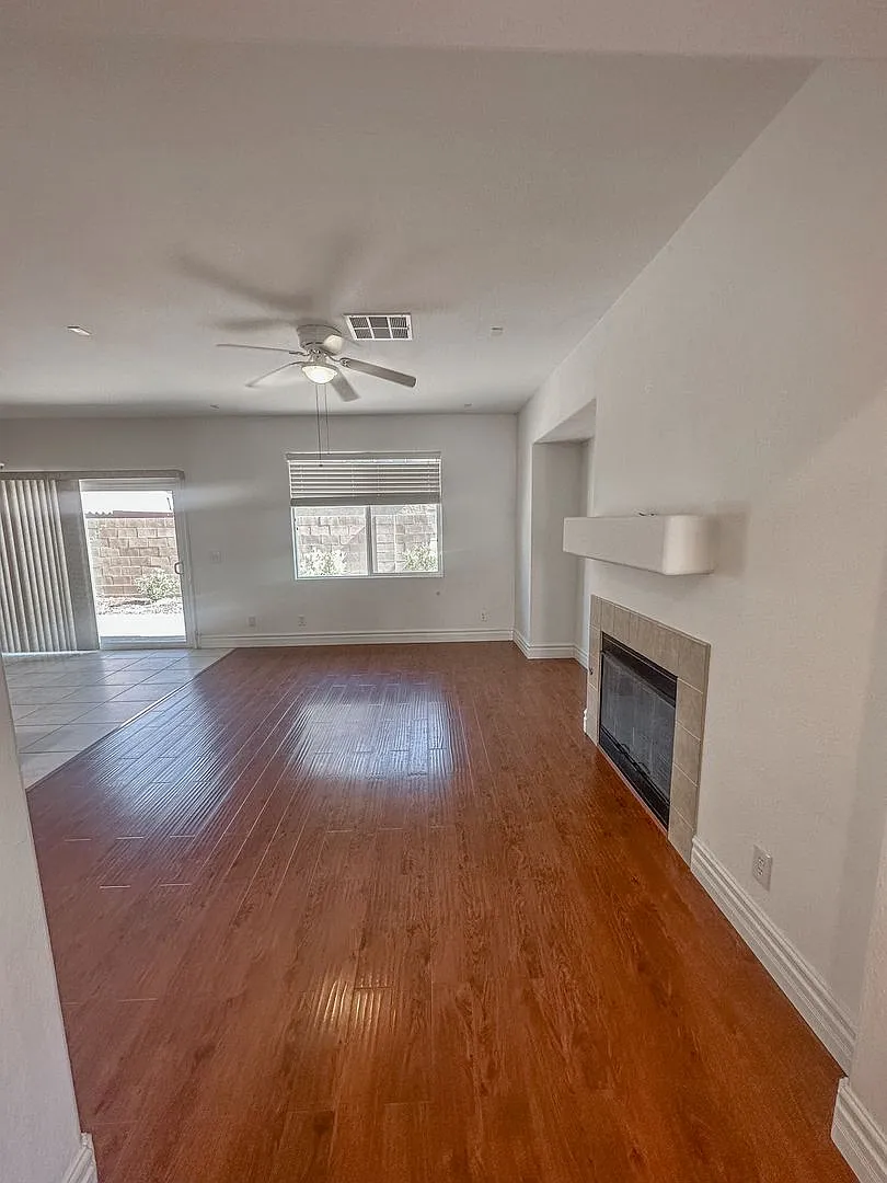 Move-In Special! First Month's Rent Free! Move In By September 17, 2026, And Your First Month's R... — Photo 4