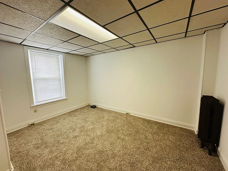 207 S Beaver St — Photo 5