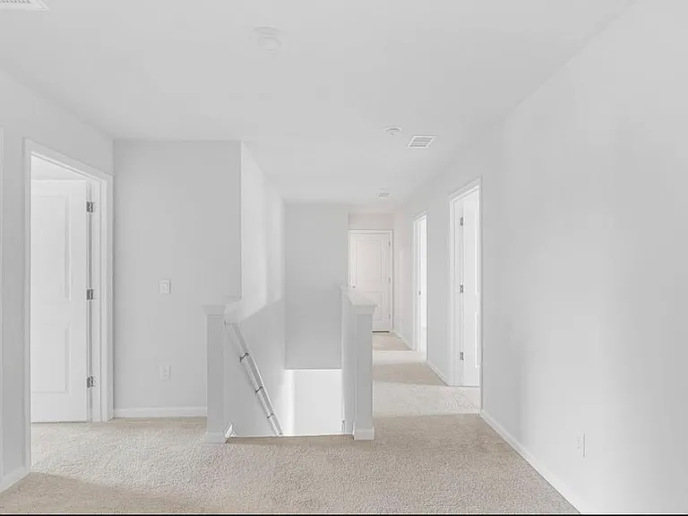 Summit View Dr — Photo 10