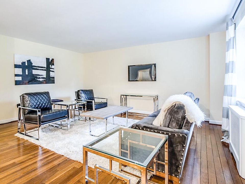 2nd image of 150 E Wynnewood Rd APT 25E