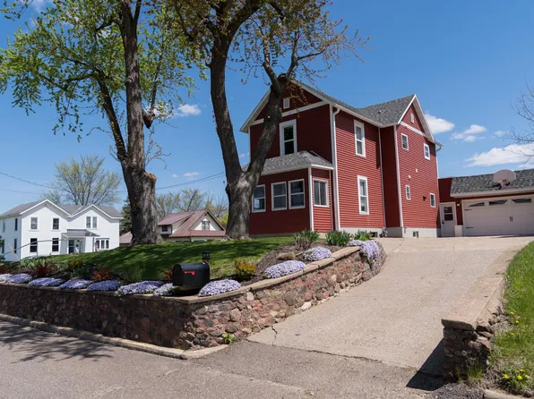 205 E Hudson St, Mondovi, WI 54755