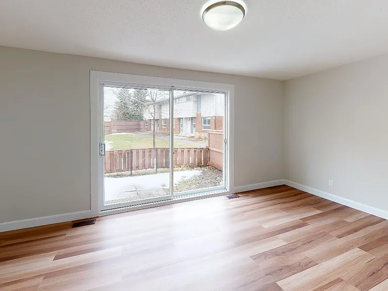 1 Ullswater Dr #31 — Photo 3